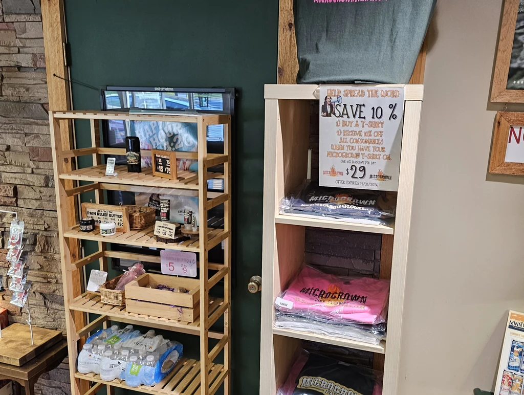 Apparel & Gifts